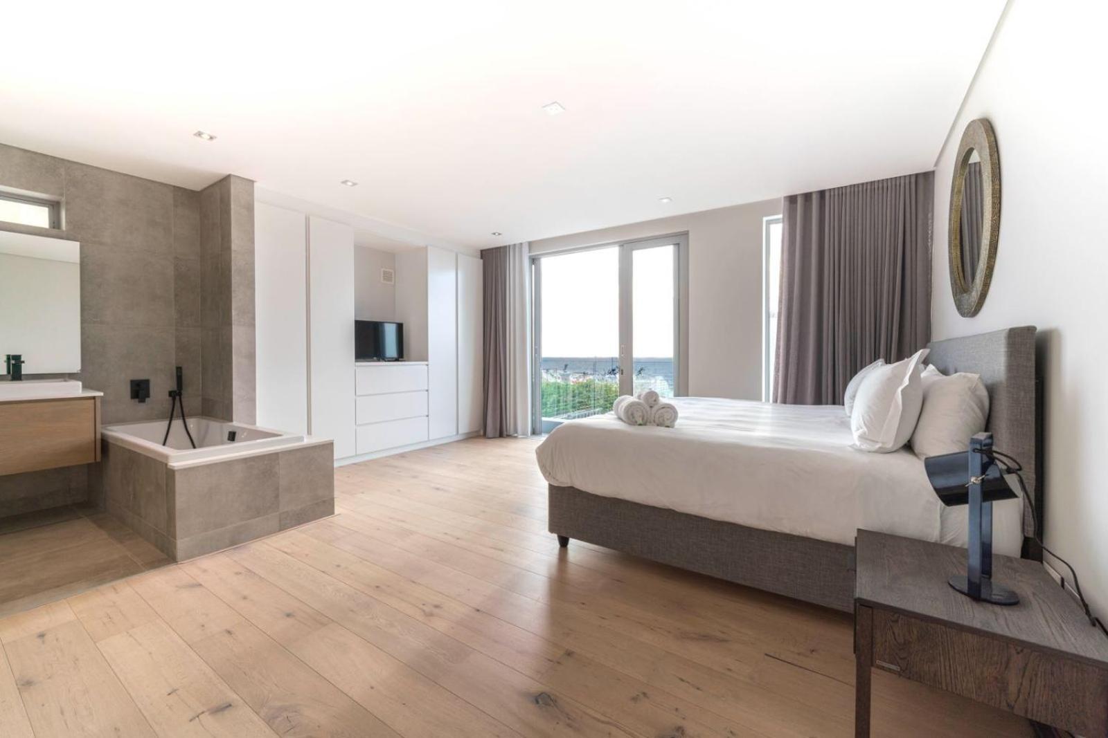 Apartamento Luxury 2 Bedroom Apartment, Elements On Battery, Seapoint *