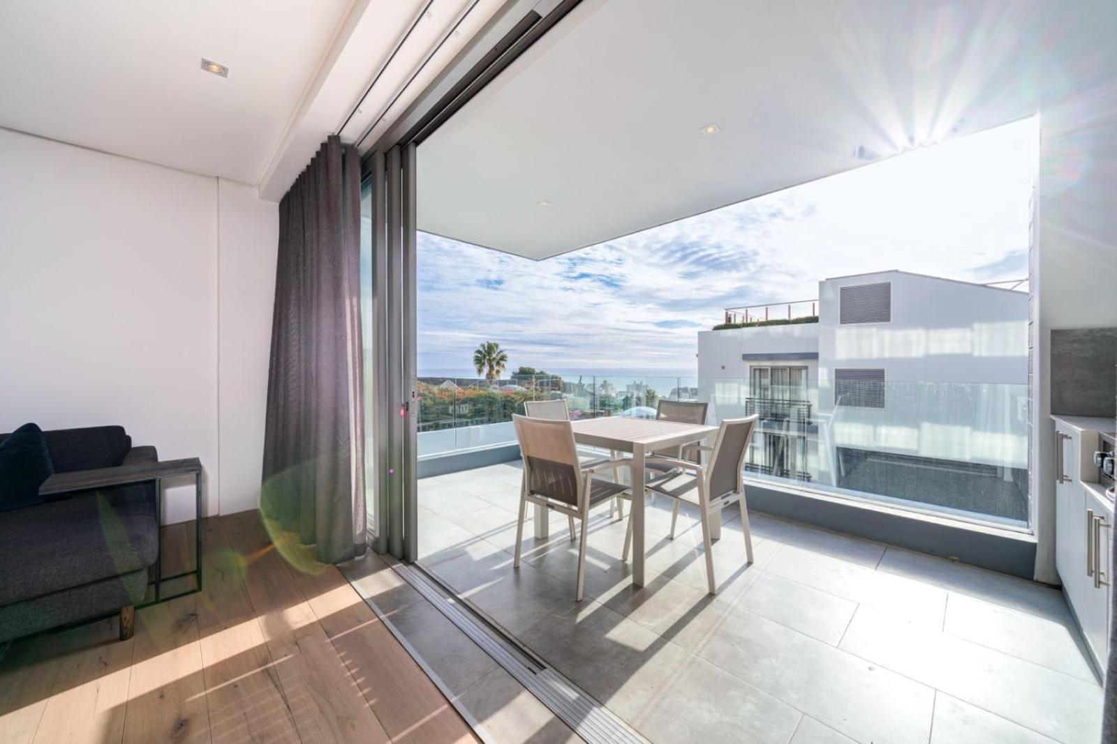 Apartamento Luxury 2 Bedroom Apartment, Elements On Battery, Seapoint *