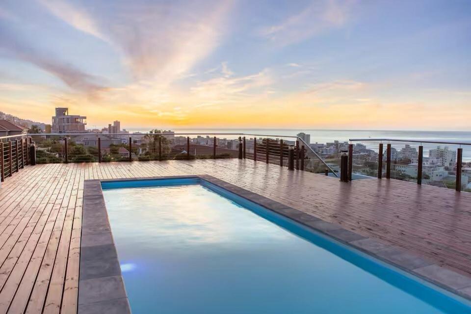 Luxury 2 Bedroom Apartment, Elements On Battery, Seapoint Apartamento *