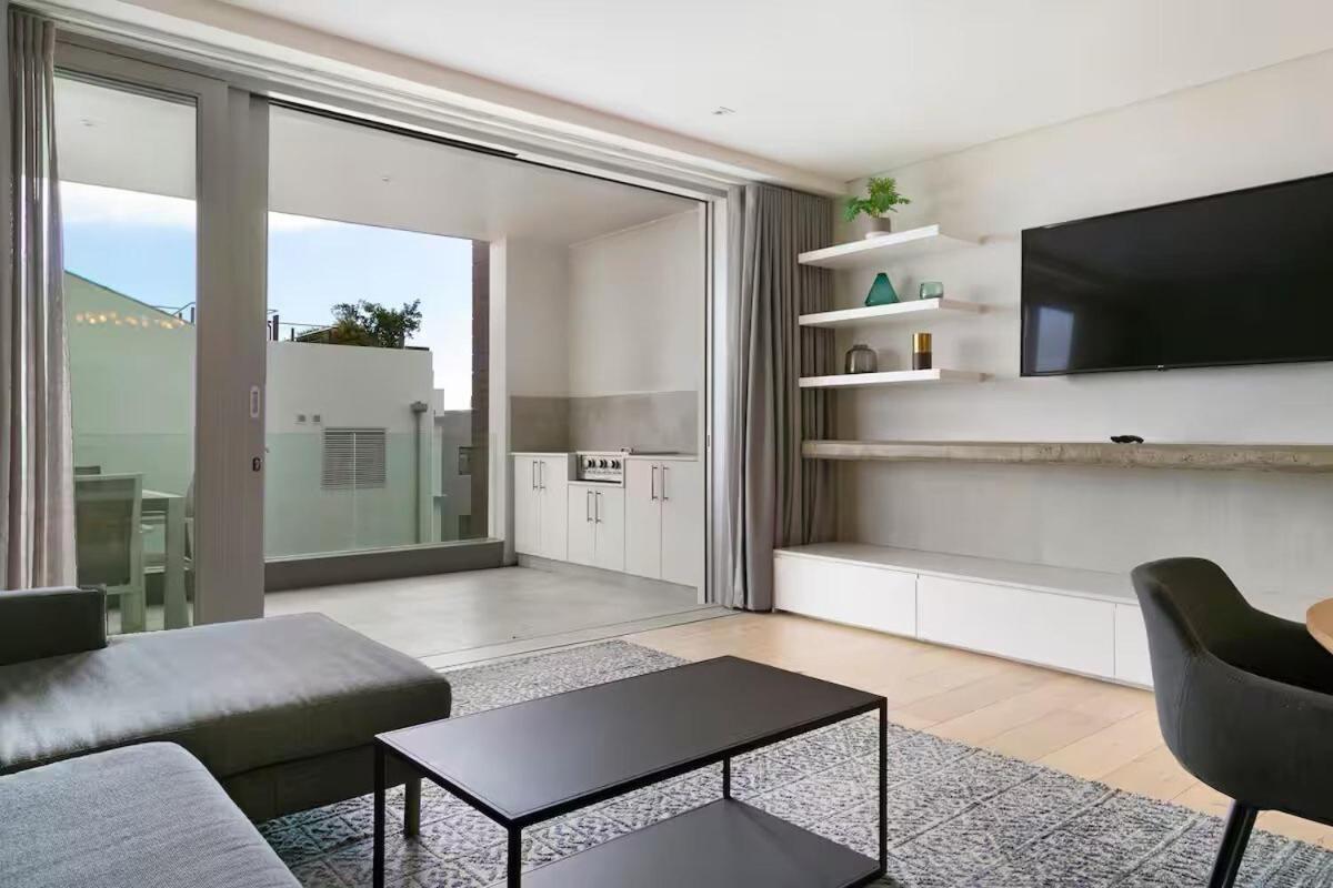Apartamento Luxury 2 Bedroom Apartment, Elements On Battery, Seapoint